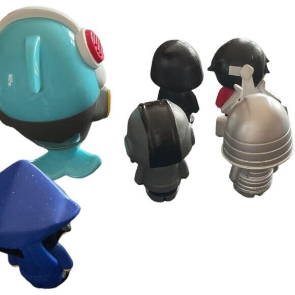 Ryans World 10 Piece Action Figure Set Featuring Pirate Ninja Robot & Shark - Picture 9 of 9